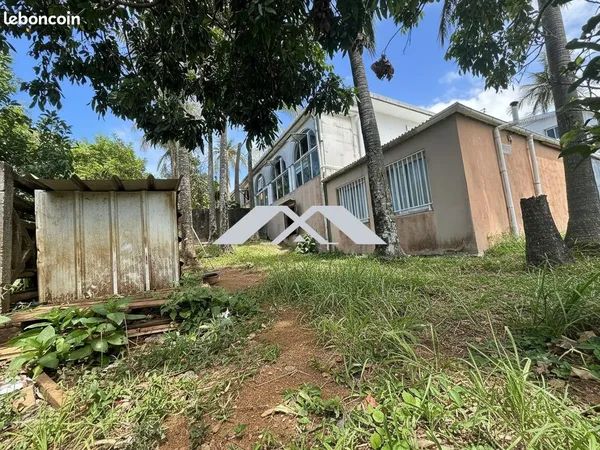 Maison 12 pièces 220 m² 