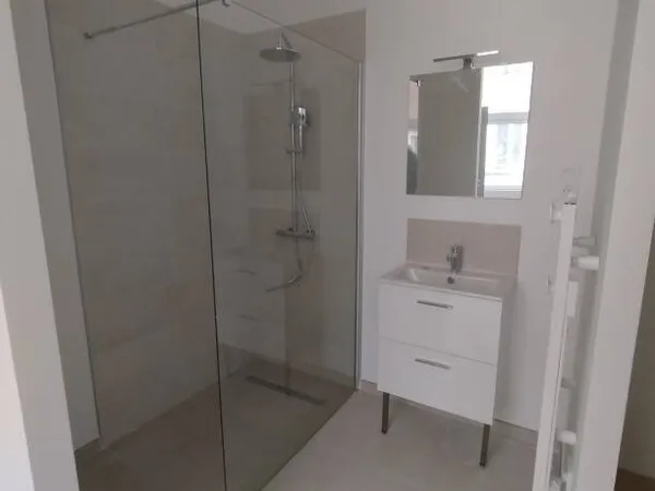 Appartement 1 pièce 58 m² 