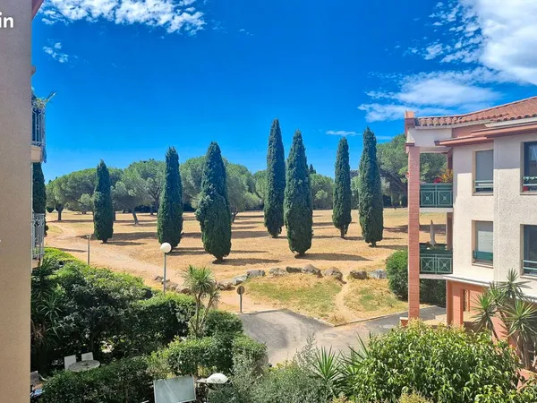 Studio 1 pièce 26 m² 