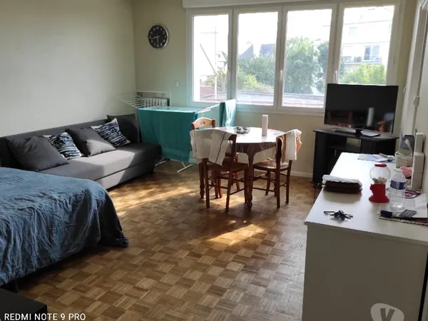 STUDIO CAEN 28 m2 - (Particulier) 