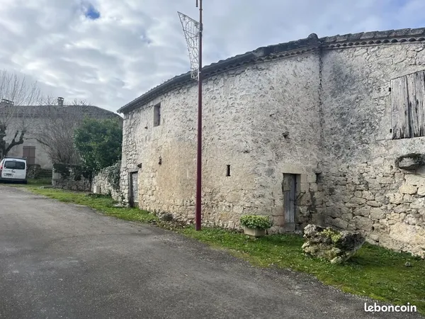 Maison de village 2 pièces 140 m² 