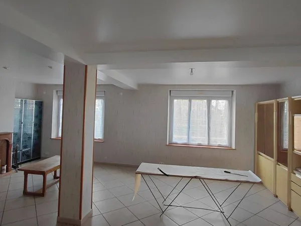 Maison de plain-pied 5 pièces 140 m² 