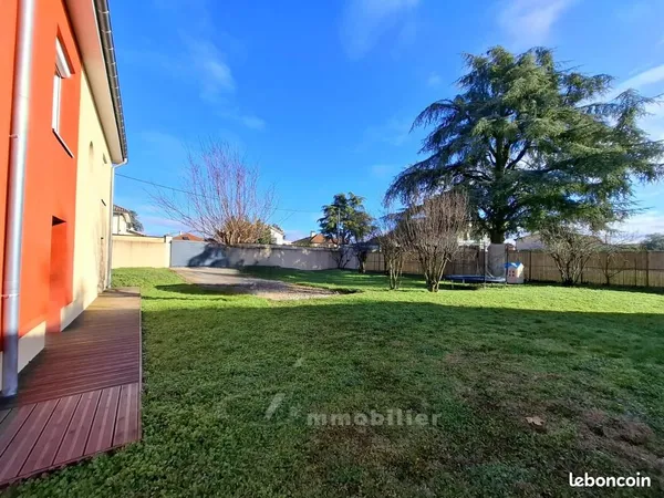Maison 6 pièces 151 m² 