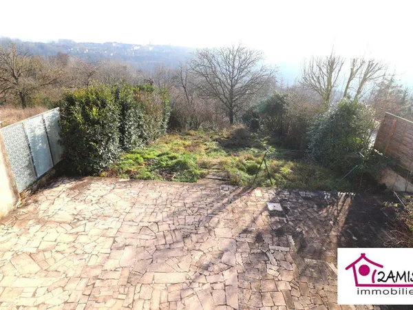 Maison 9 pièces 215 m² 