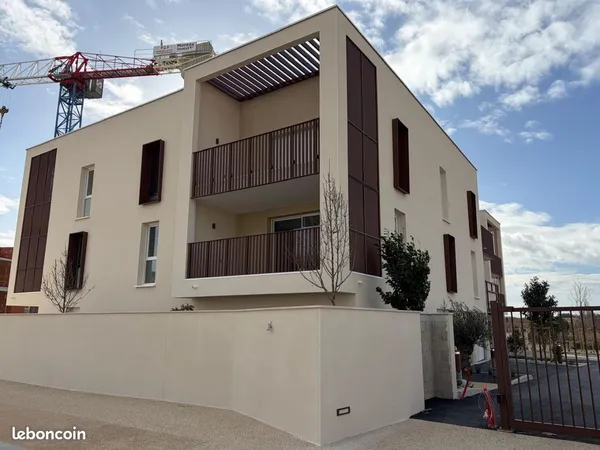 Appartement 2 pièces 546 m² 
