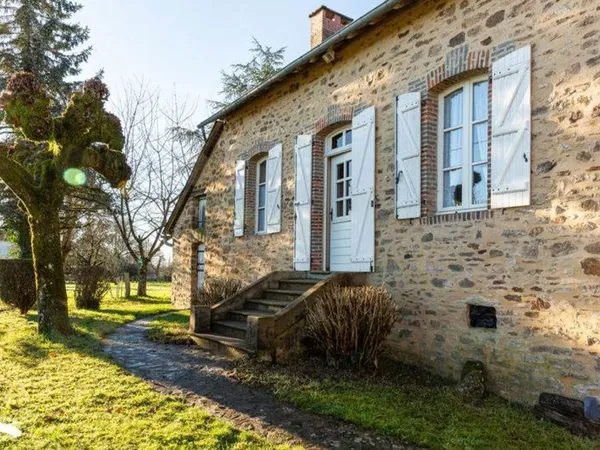 Corps de Ferme de 6 pièces principales 