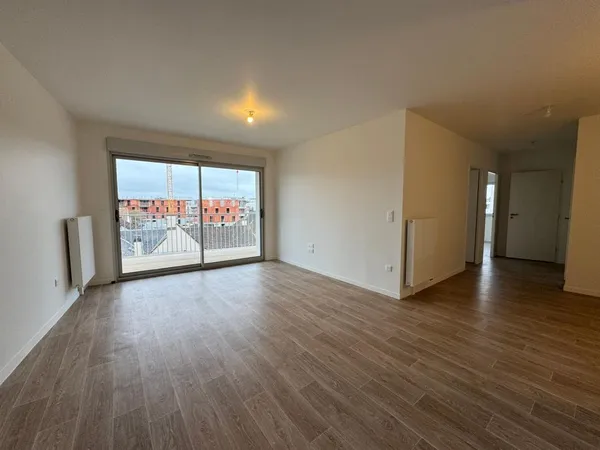 Appartement À Louer type 3 (65m²) 