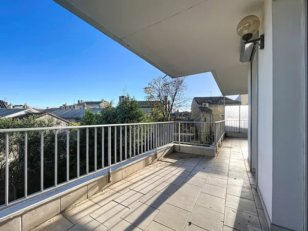 Appartement 3 pièces 84 m² 