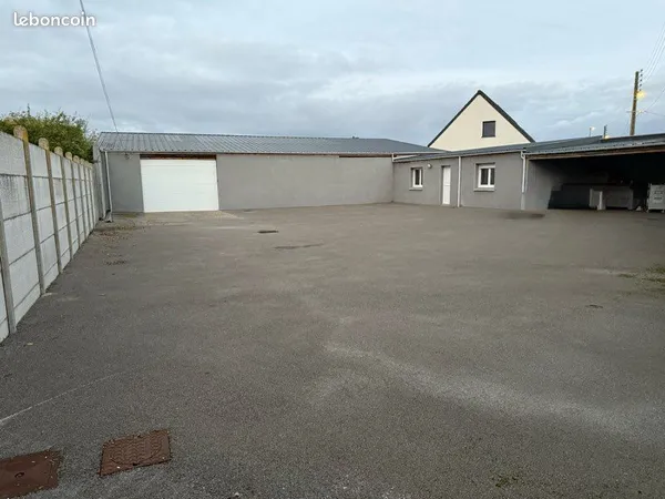 Entrepôt 200M2 + Bureau 20M2 Vermelles 