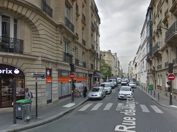 Boutique 60 m² PARIS 