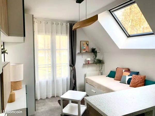 Location studio meublé à verrieres le buisson 