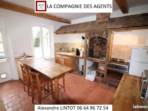 Maison 8 pièces 206 m² 
