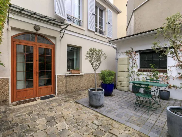 Maison 9 pièces 200 m² 