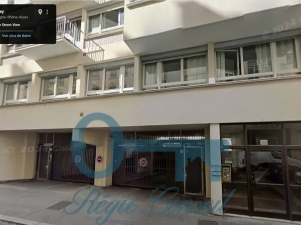 Parking - Garage Location Lyon 6e Arrondissement   123€