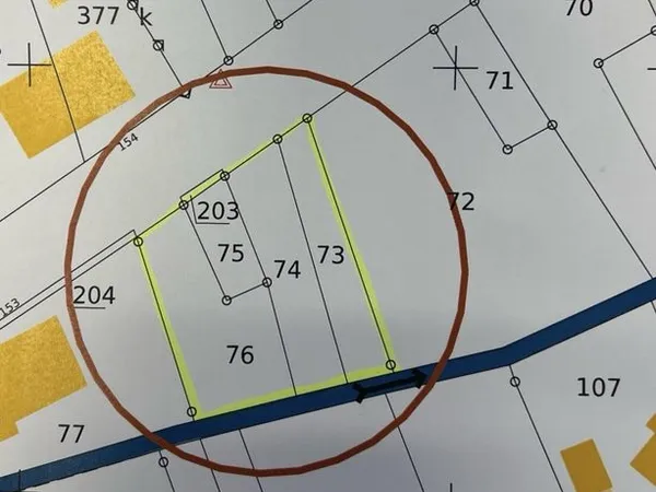 Terrain 642 m² FOUCHY 