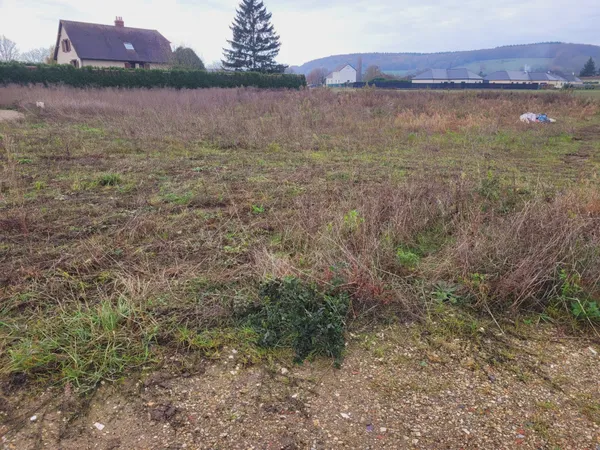 Terrain constructible viabilisé 