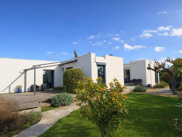 Villa 3 pièces 110 m² 