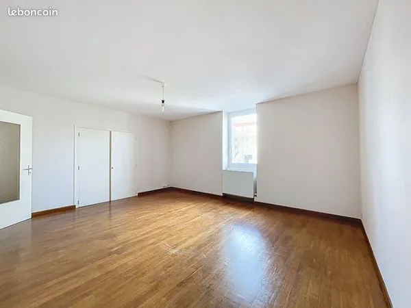 Appartement 1 pièce 40 m² 