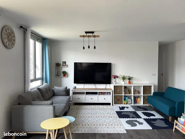 Appartement 65m2 - quartier Belle Rive au pieds des bords de Seine et 5 min de RER A 