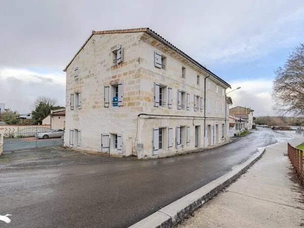 Maison 5 pièces 180 m² 