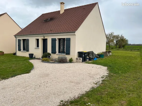 Maison plain-pied 3 pièces 69 m2 avec jardin 