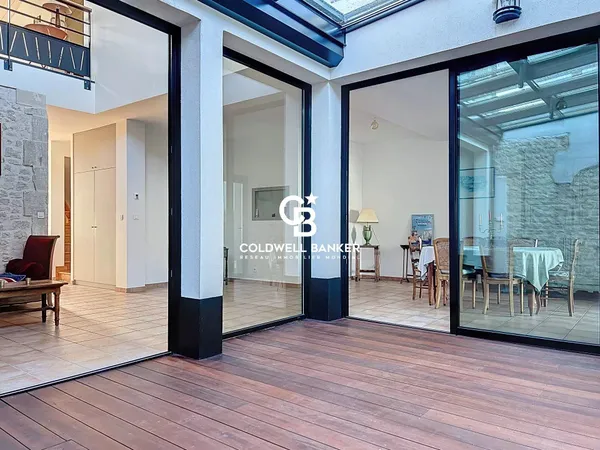 La Rochelle - Fétilly | Maison de charme avec patio, garage et stationnement 