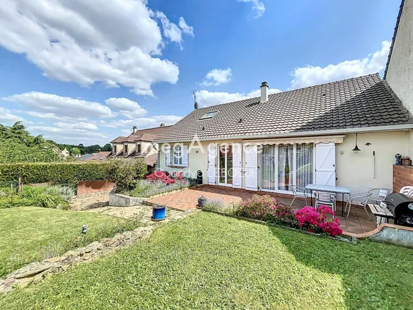 Maison T5 avec fort potentiel et combles aménageables 