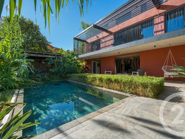 Maison 5 pièces 151 m² 