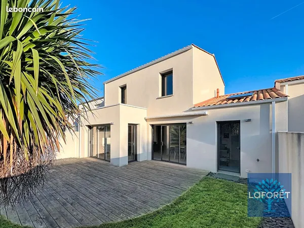 Maison 5 pièces 122 m² 