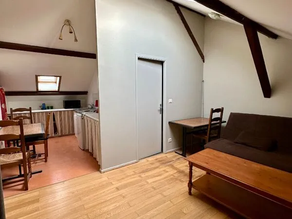 Studio 1 pièce 22 m² 