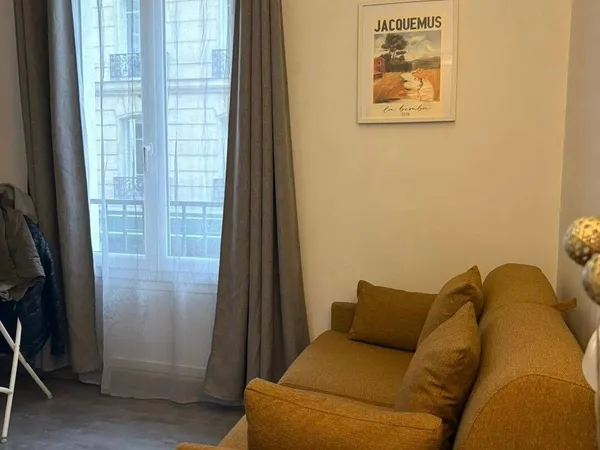 Appartement 1 pièce 12 m² 