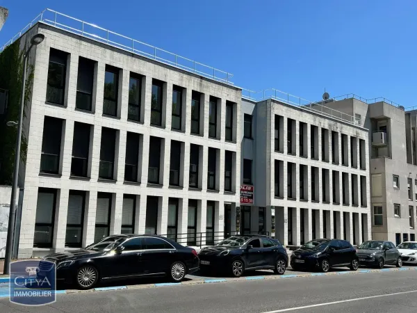 Parking - Garage Location Noisiel   53€