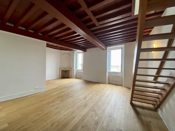 Appartement 3 pièces 94 m² 
