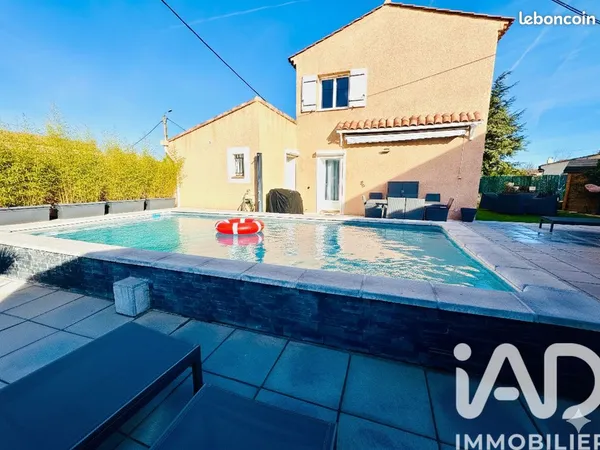 Propriété 4 pièces 113 m² 