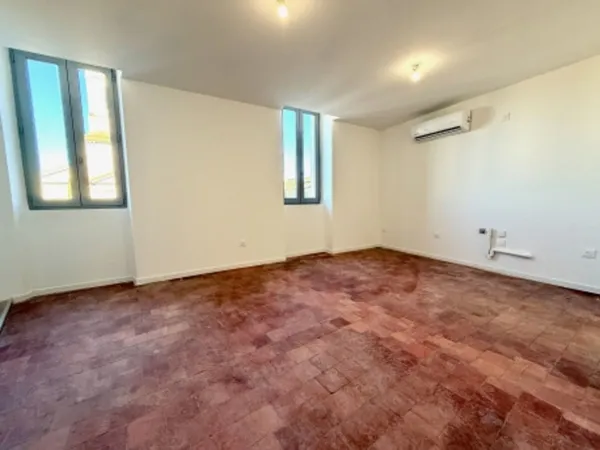 À VENDRE SUZE-LA-ROUSSE APPARTEMENT T2 DE 38 M2 AVEC TERRASSE RÉSIDENCE SÉCURISÉE CAVE 