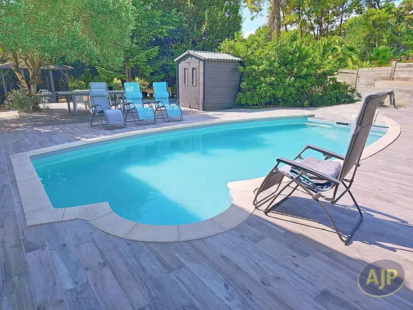 Maison de plain pied avec piscine Ile de Ré 