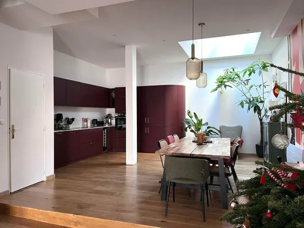 Vends maison de ville - 104.23m² - 5 pièces, 3 chambres - Tours 37000 