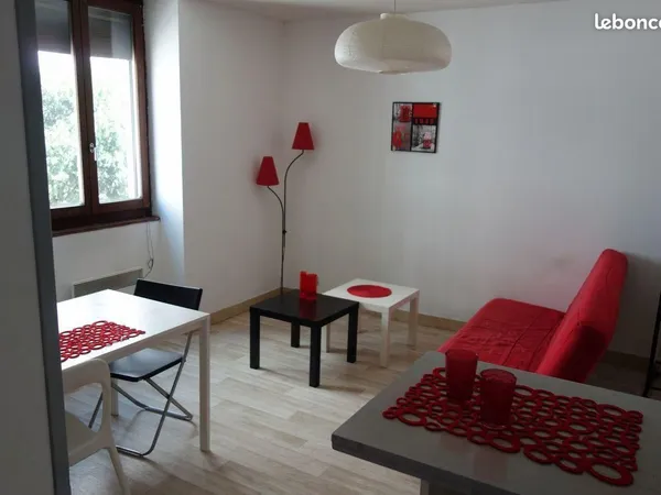 Studio 2 pièces 27 m² 