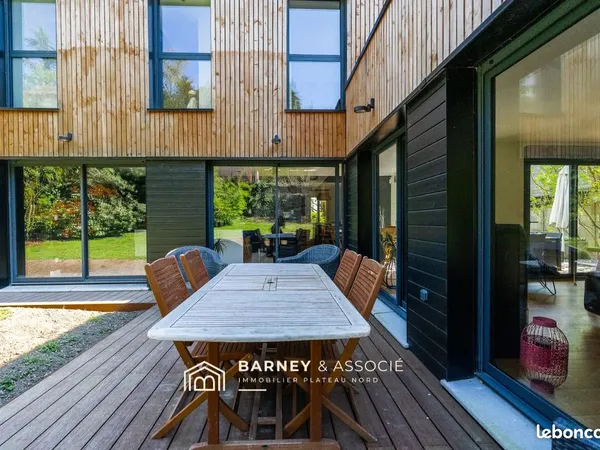 Maison 8 pièces 178 m² 