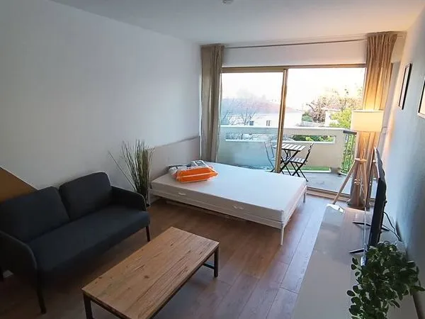 Appartement proche domaine universitaire 