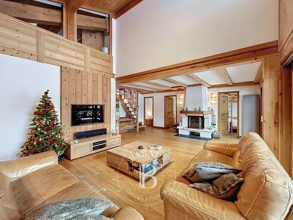 Les Gets - Appartement T6 de 137 m² - Proche centre village Ski-in / Ski-out 