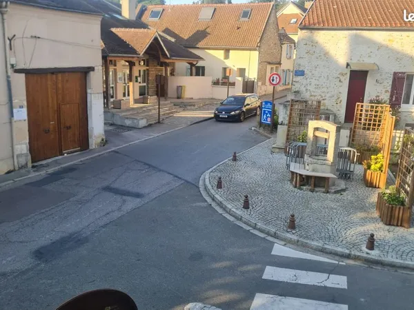 Maison de ville triplex rénovée - Calme et bon voisinage - F5 - 119 m² 