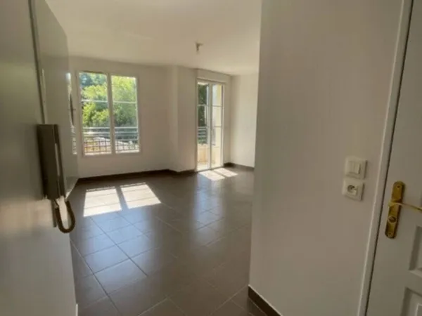 Studio 1 pièce 30 m² 