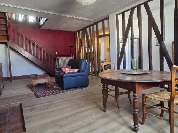 LIMOGES CARMES - Appartement duplex avec 4 chambres et burea 