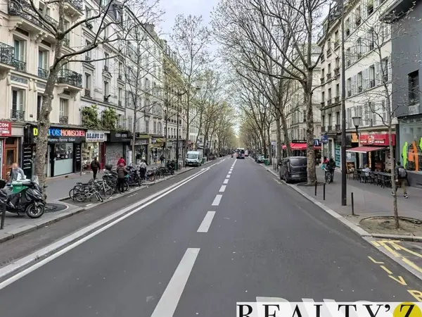 Boutique 51 m² 
