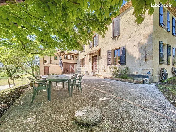 Propriété 12 pièces 430 m² 