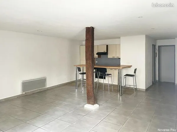 Studio 1 pièce 41 m² 