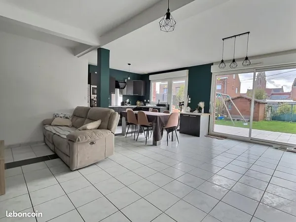 Maison 1 pièce 94 m² 
