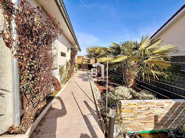 Maison de plain-pied 4 pièces 76 m² 