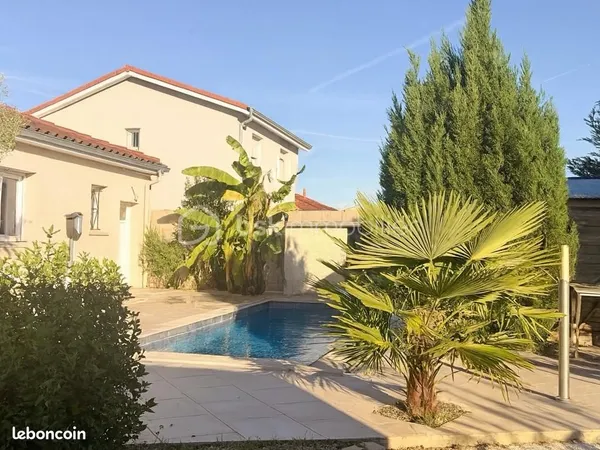 Maison 5 pièces 104 m² 